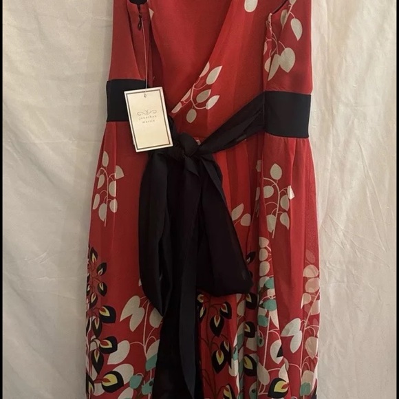 Jonathan Martin Dress Women’s Size 12 Red And Black Midi Floral NWT - Picture 2 of 4